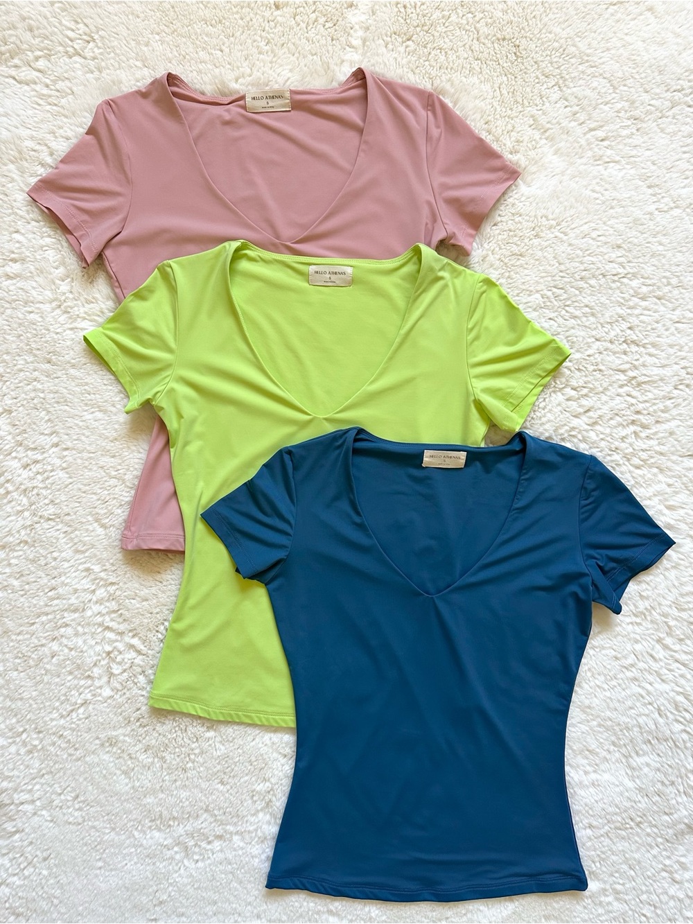 Hello Athenas Women's 3PACK V-Neck Short Sleeve Top Buttery Soft  Small - NWT